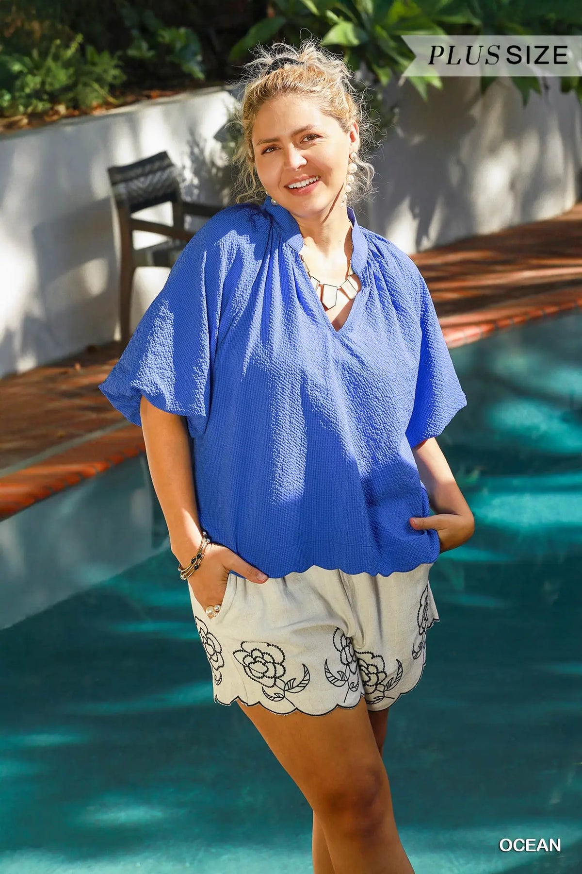 Curvy Ocean Balloon Top
